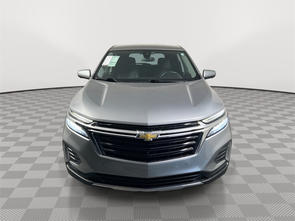 2024 Chevrolet Equinox LT photo 3