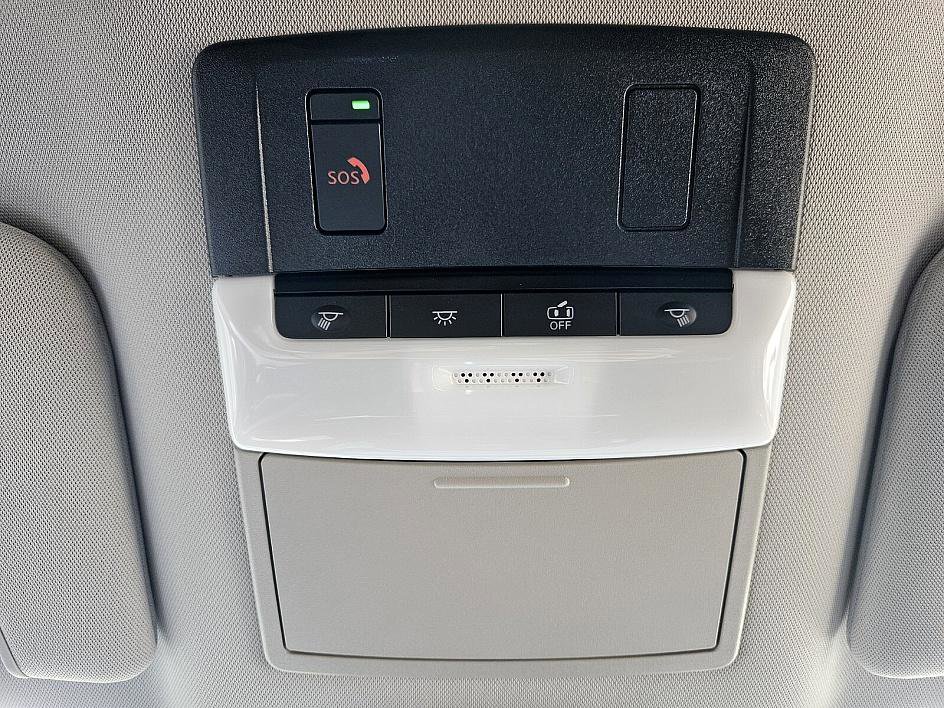 2023 Nissan Pathfinder SL photo 19