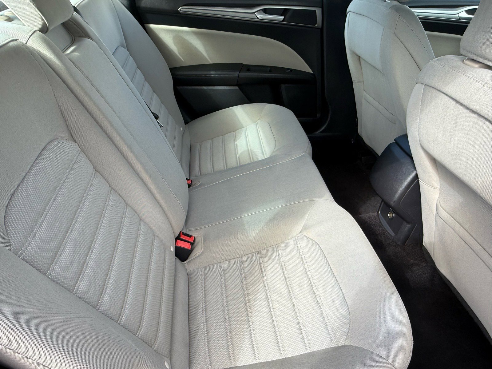 2018 Ford Fusion Hybrid S photo 11