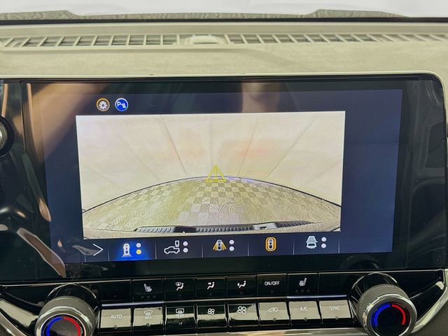 2026 Chevrolet Colorado LT photo 13