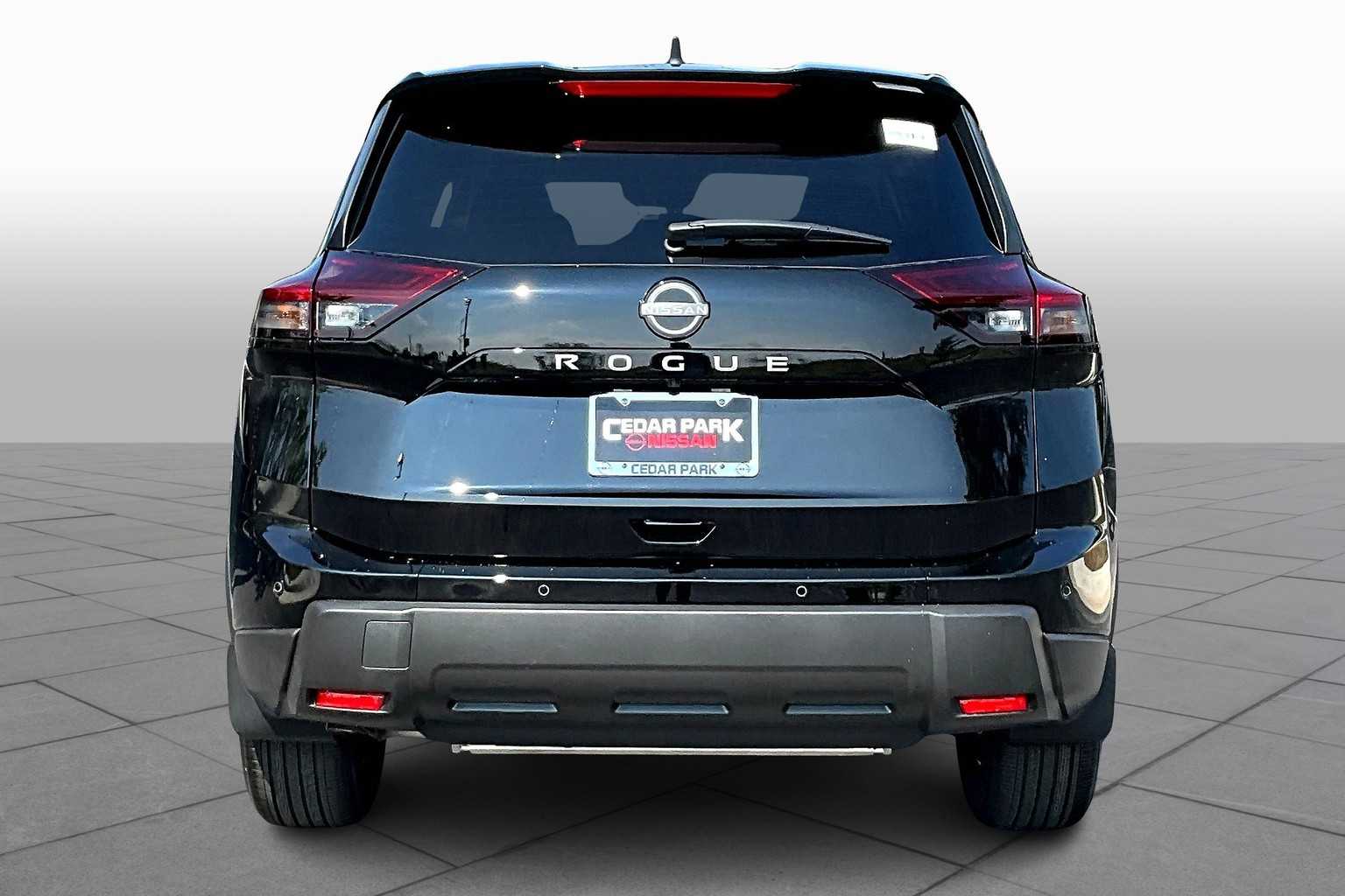 2026 Nissan Rogue S photo 4