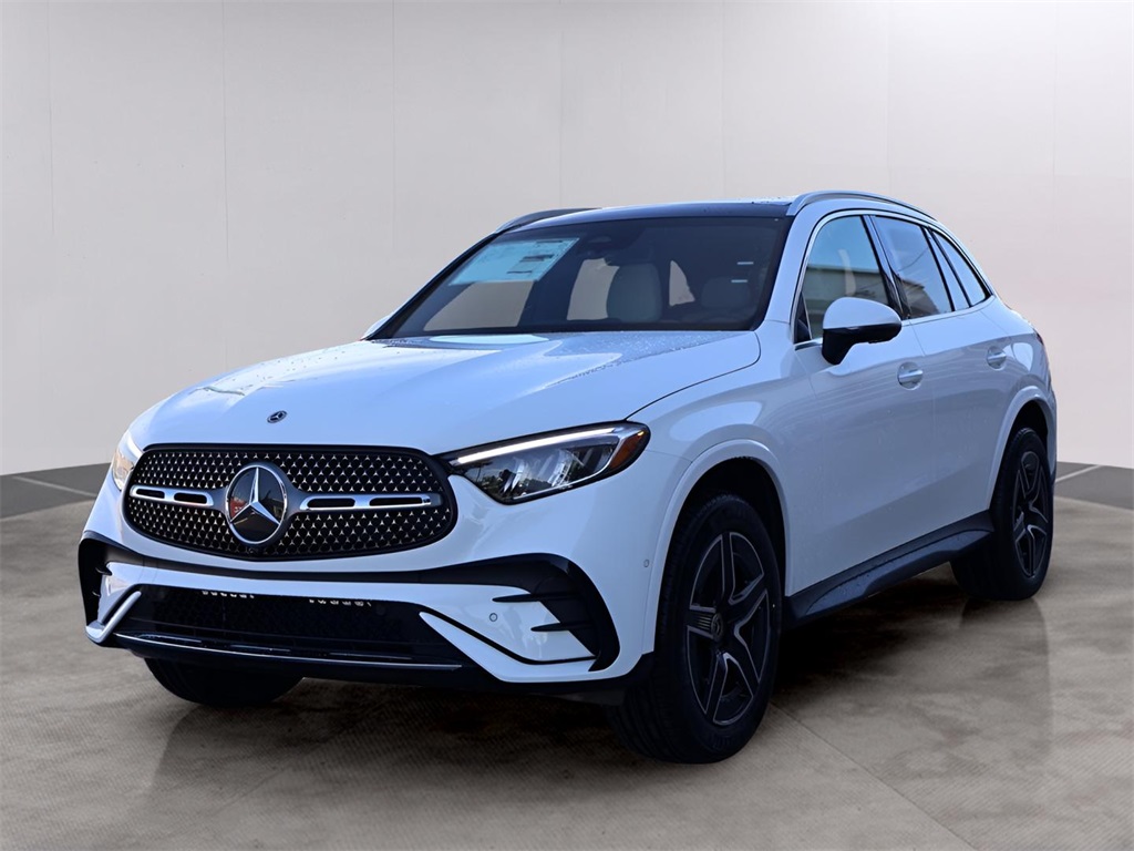 2025 Mercedes Benz GLC 300 4MATIC photo 2
