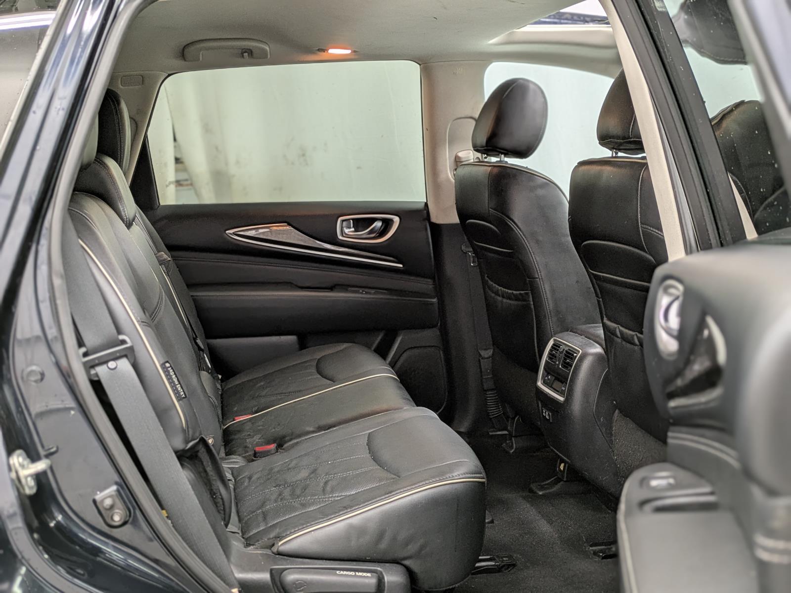 2020 Infiniti QX60 Luxe photo 11