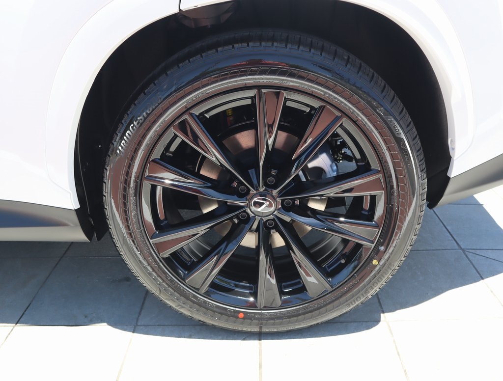 2025 Lexus NX 350 F SPORT Handling AWD photo 9