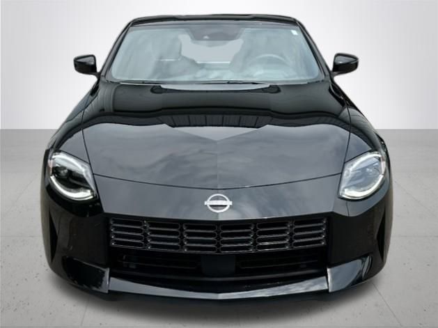 2025 Nissan Z Performance photo 3