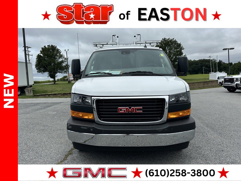 2025 Gmc Savana Cutaway 3500 photo 4