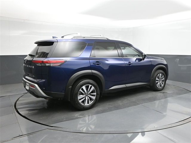 2023 Nissan Pathfinder SL photo 15