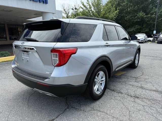 2020 Ford Explorer XLT photo 3