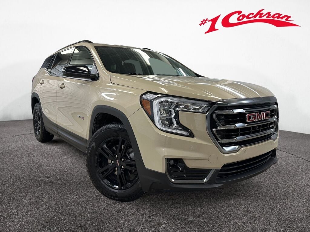 2022 GMC Terrain AT4's photo