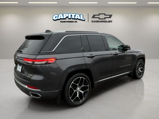 2022 Jeep Grand Cherokee Summit Reserve's photo