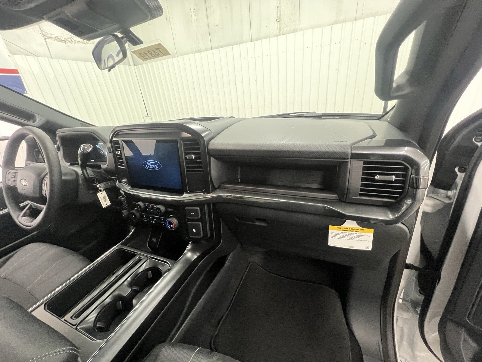 2025 Ford F-150 STX Base photo 17