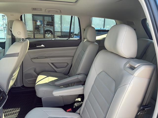 2021 Volkswagen Atlas V6 SEL Premium R-Line photo 15