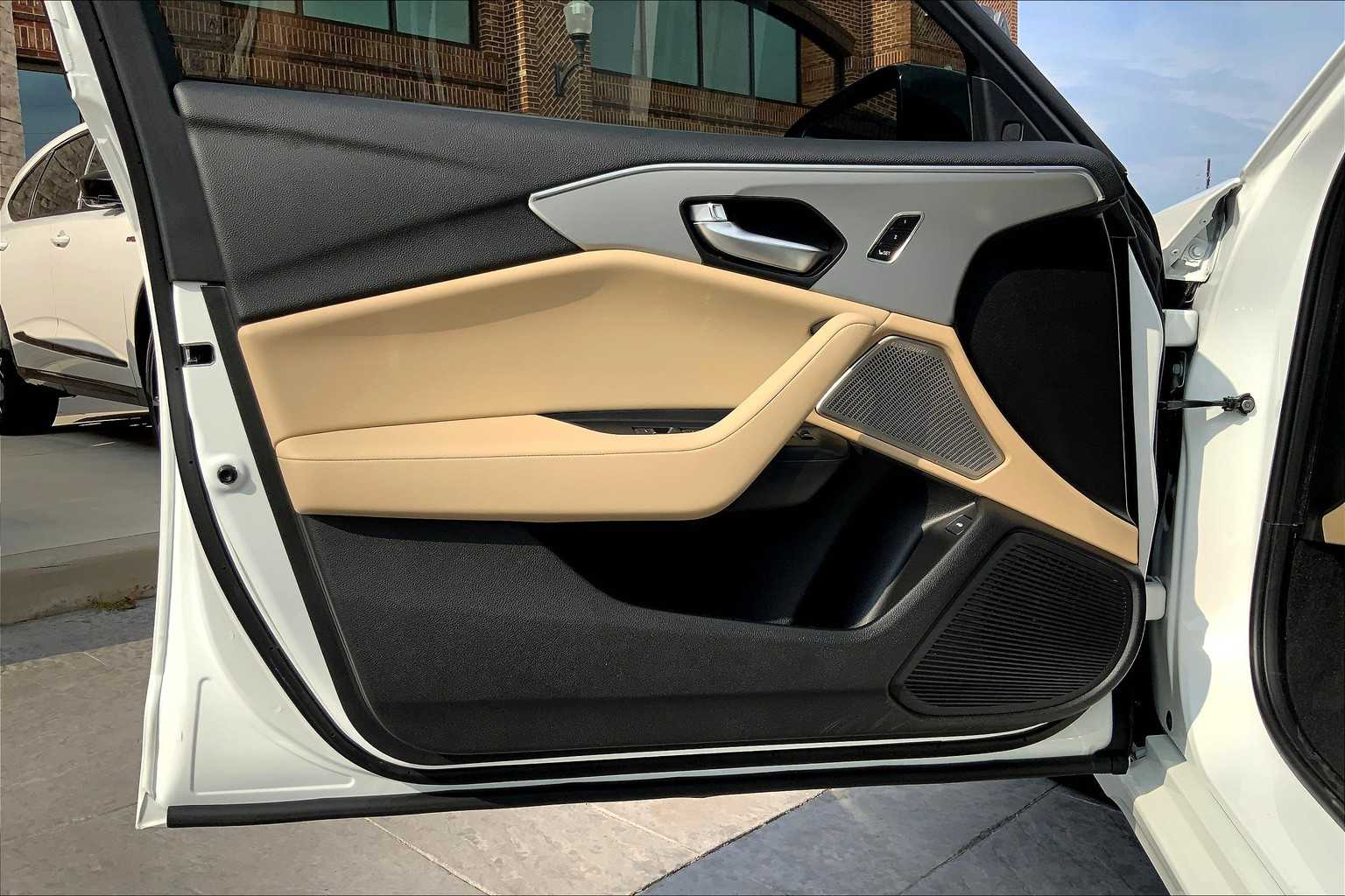 2025 Acura TLX Technology photo 21