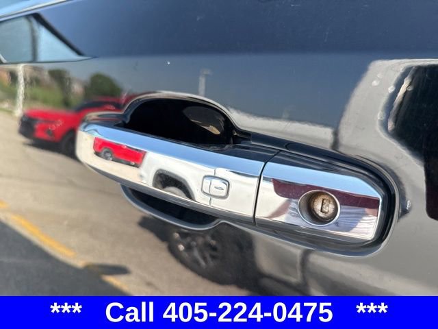 Used 2022 Onyx Black GMC Denali image 1