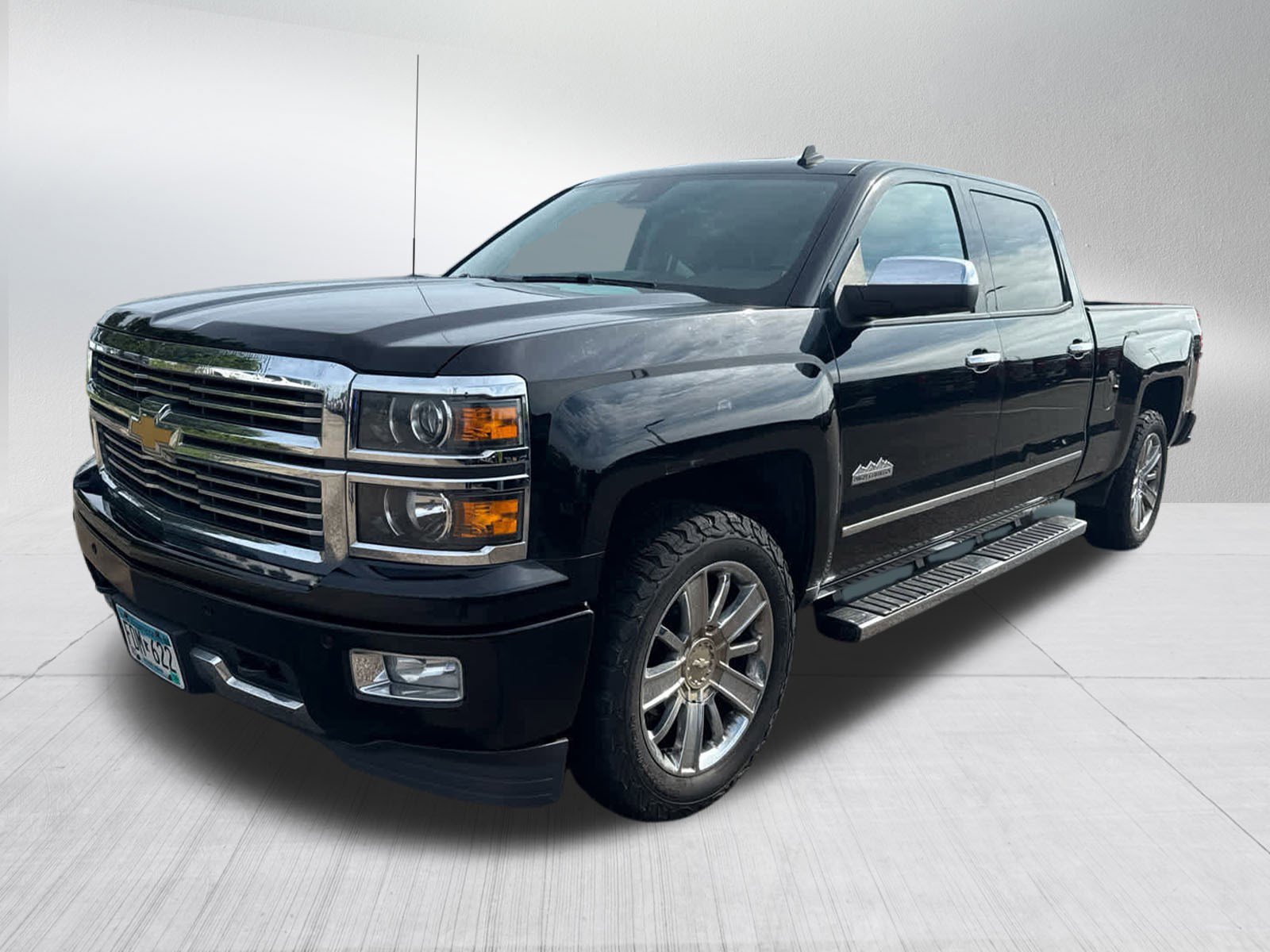 Used 2014 Chevrolet Silverado 1500 High Country with VIN 3GCUKTEC1EG297637 for sale in Brooklyn Center, Minnesota