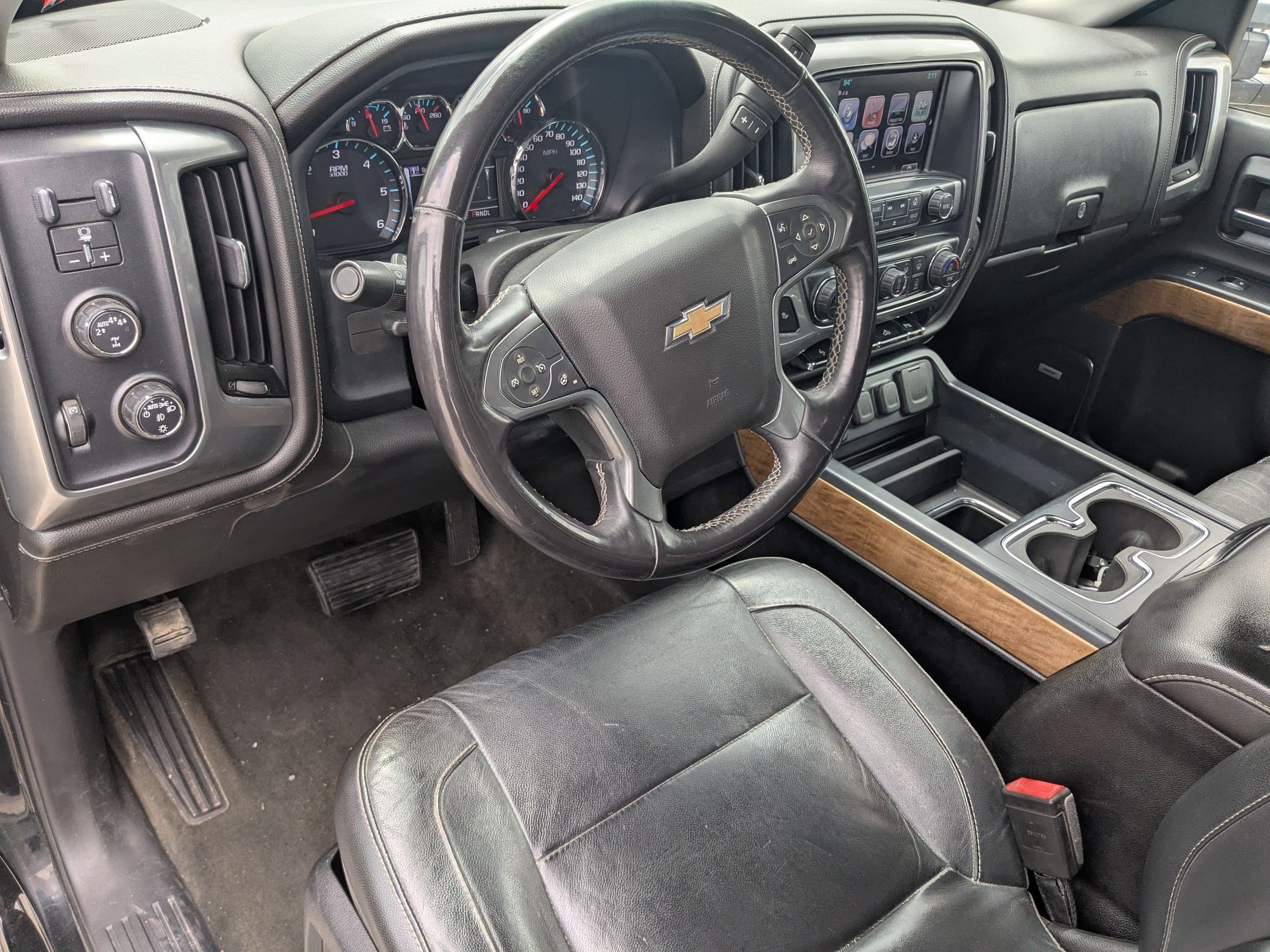 2017 Chevrolet Silverado 1500 LTZ photo 13