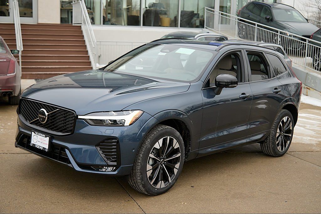 2026 VOLVO XC60 - Image 5