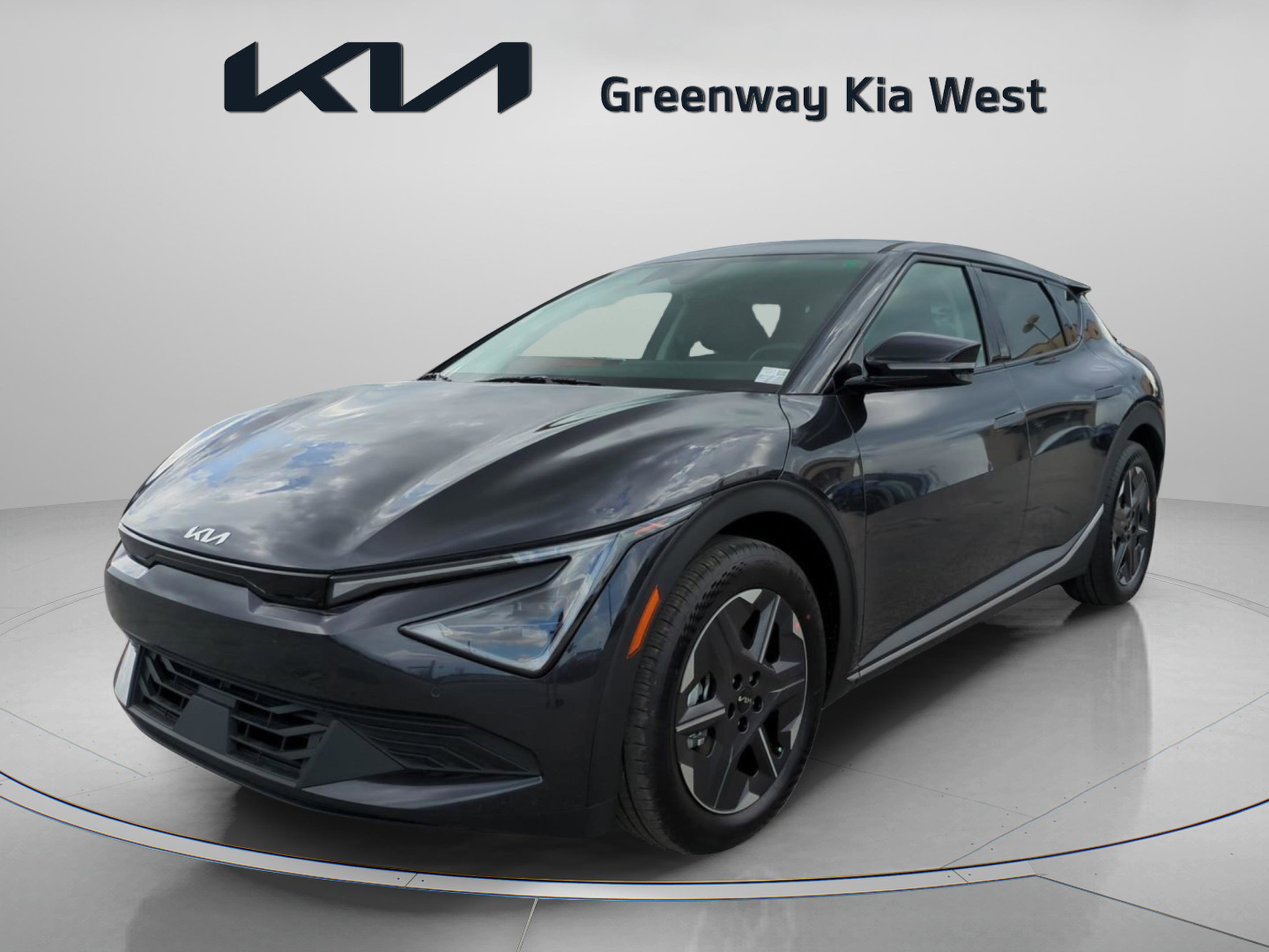 2025 Kia EV6 Light photo 3