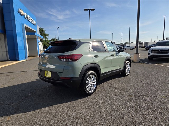 2026 Chevrolet Trailblazer LS photo 4