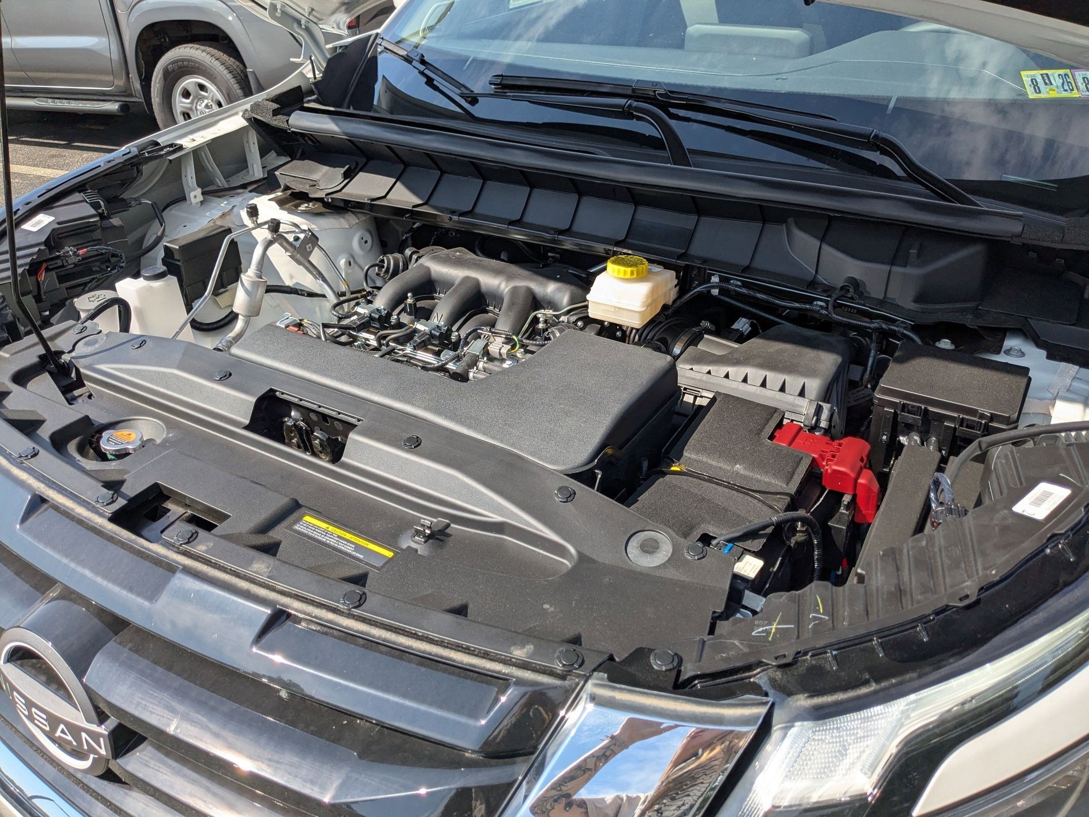 2025 Nissan Pathfinder SL photo 17
