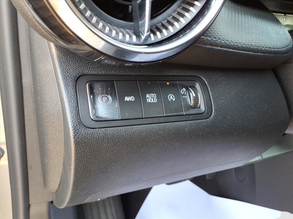 2025 Chevrolet Equinox LT photo 18