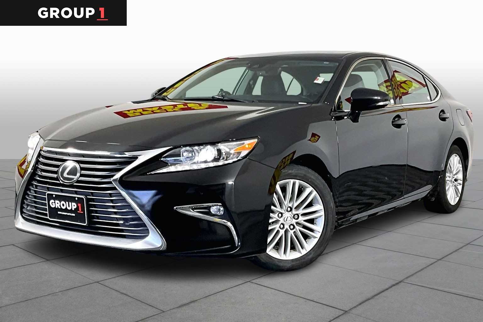 2016 Lexus ES 350's photo