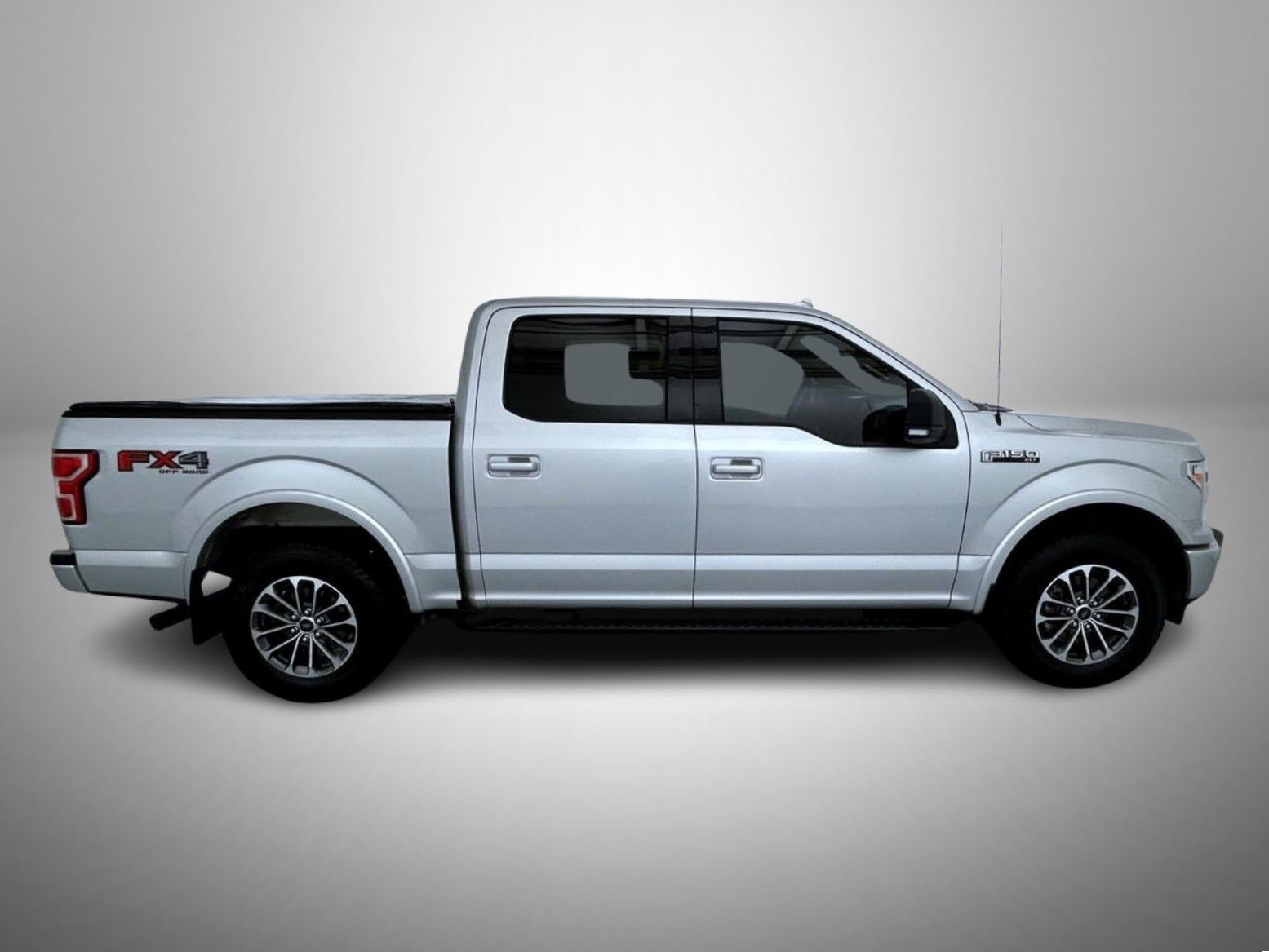 2018 Ford F-150 XLT photo 3