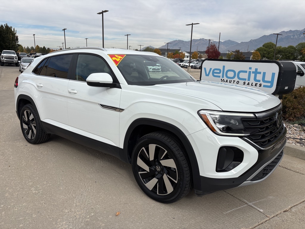 2024 Volkswagen Atlas Cross Sport SE w/Tech
