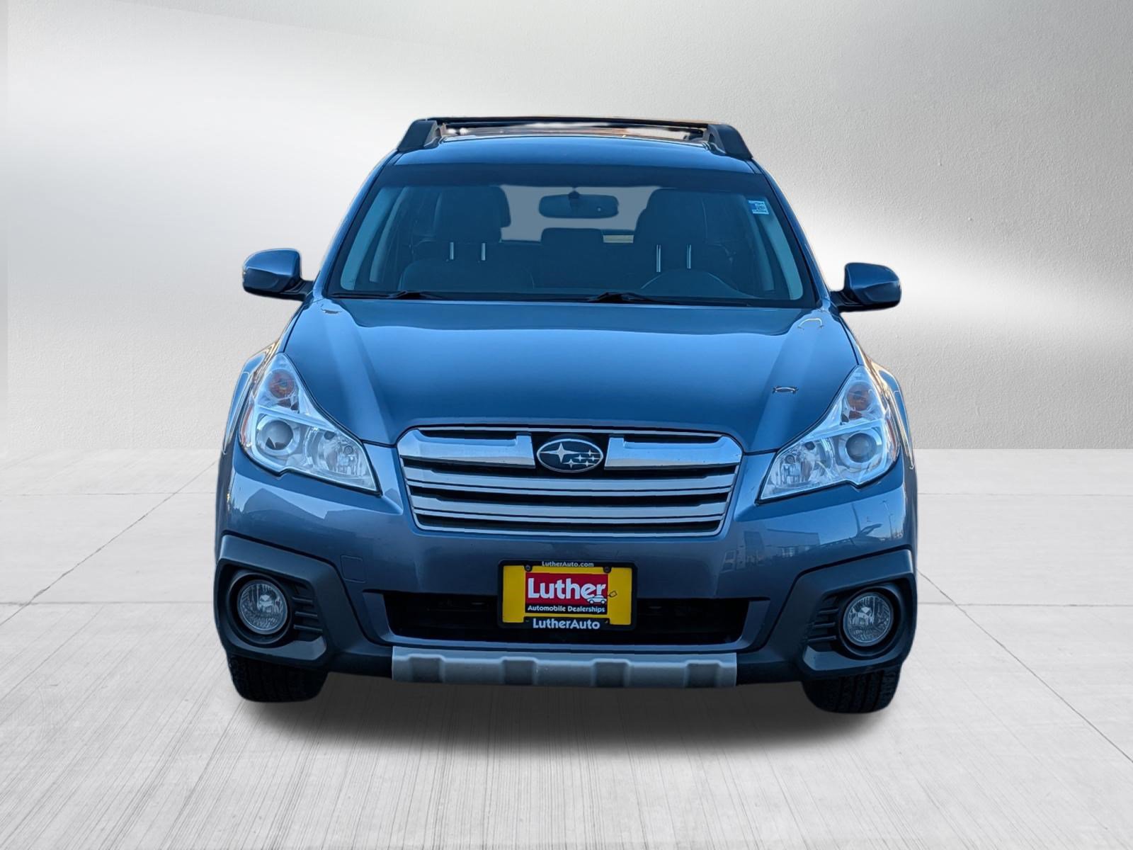 Used 2014 Subaru Outback 2.5i Limited with VIN 4S4BRBLC0E3287504 for sale in Vadnais Heights, Minnesota