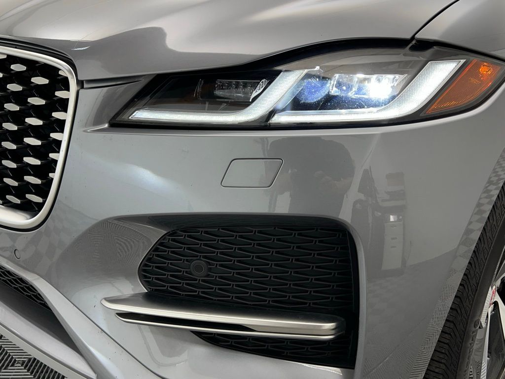 2022 Jaguar F-PACE P250 S photo 5