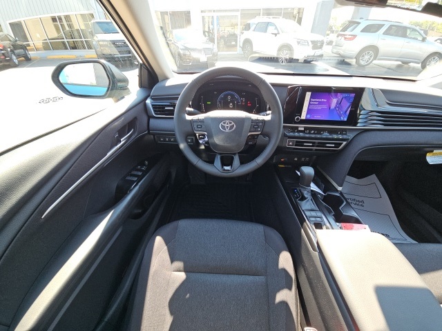 2026 Toyota Camry LE photo 18
