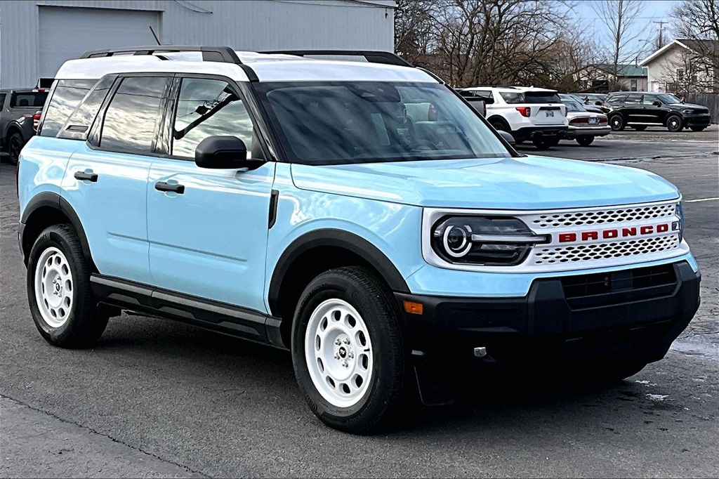 2025 Ford Bronco Sport Heritage's photo