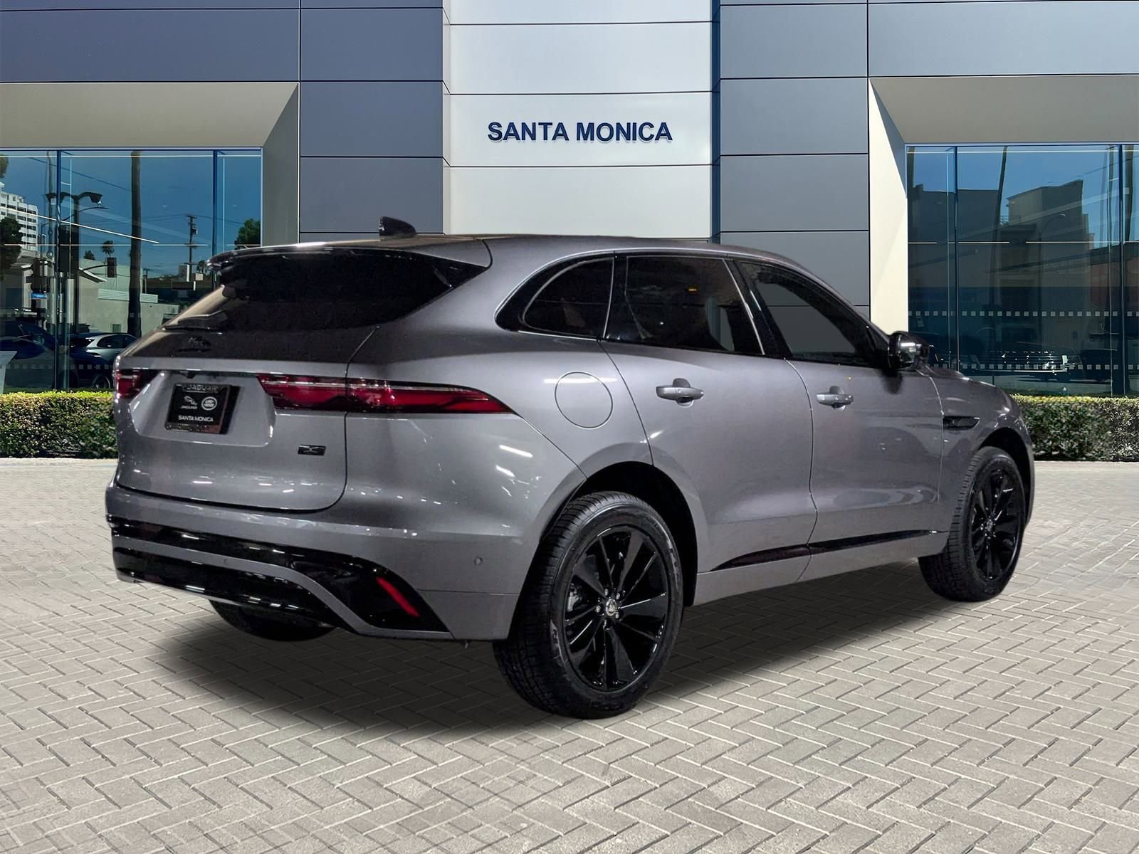 2026 Jaguar F-PACE P250 R-Dynamic S photo 2