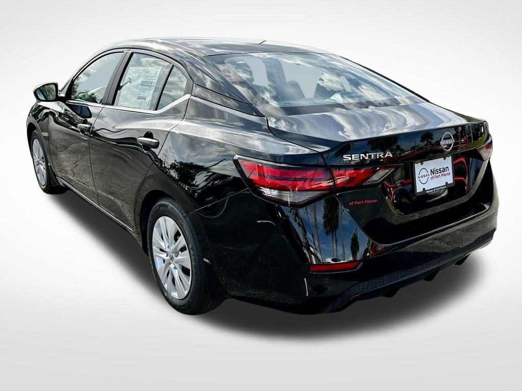 2025 Nissan Sentra S photo 4