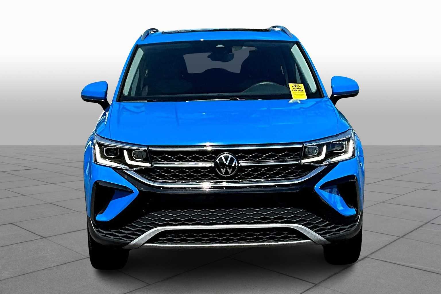 2024 Volkswagen Taos SEL photo 3
