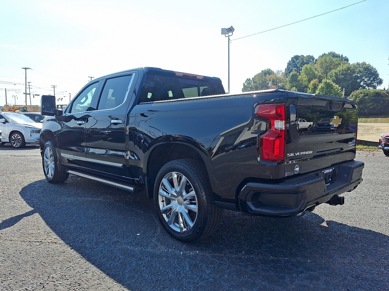 2024 Chevrolet Silverado 1500 High Country photo 4