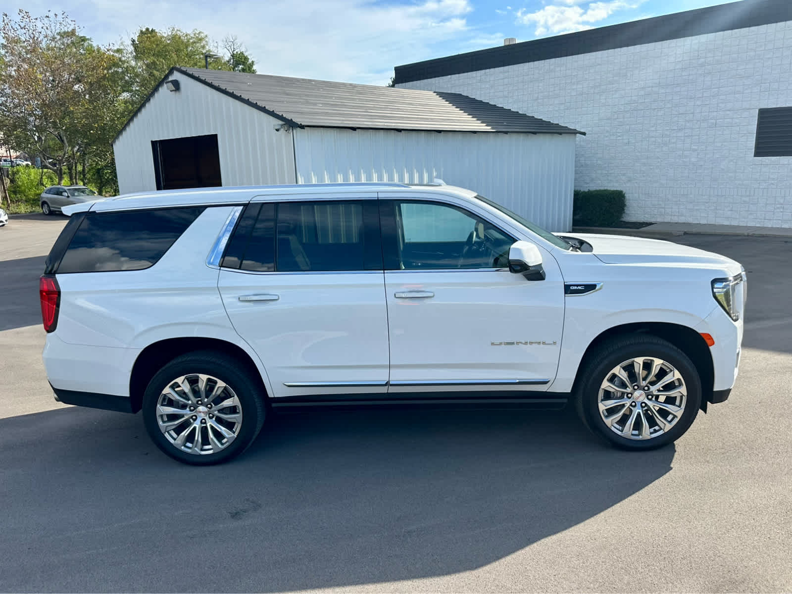 2024 Gmc Yukon Denali photo 4