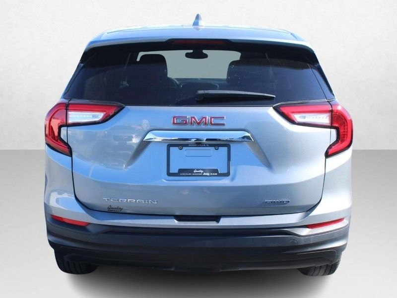 2024 Gmc Terrain SLE photo 3
