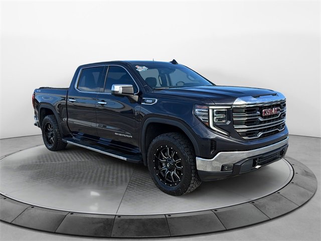 2022 GMC Sierra 1500 SLT's photo