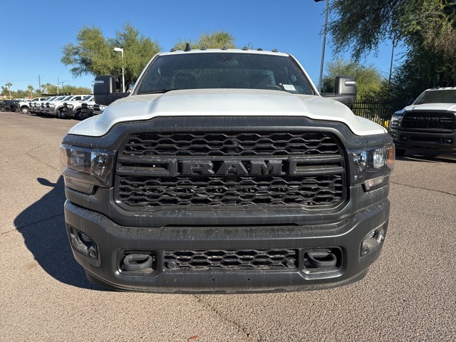 2024 Ram 3500 Tradesman photo 3