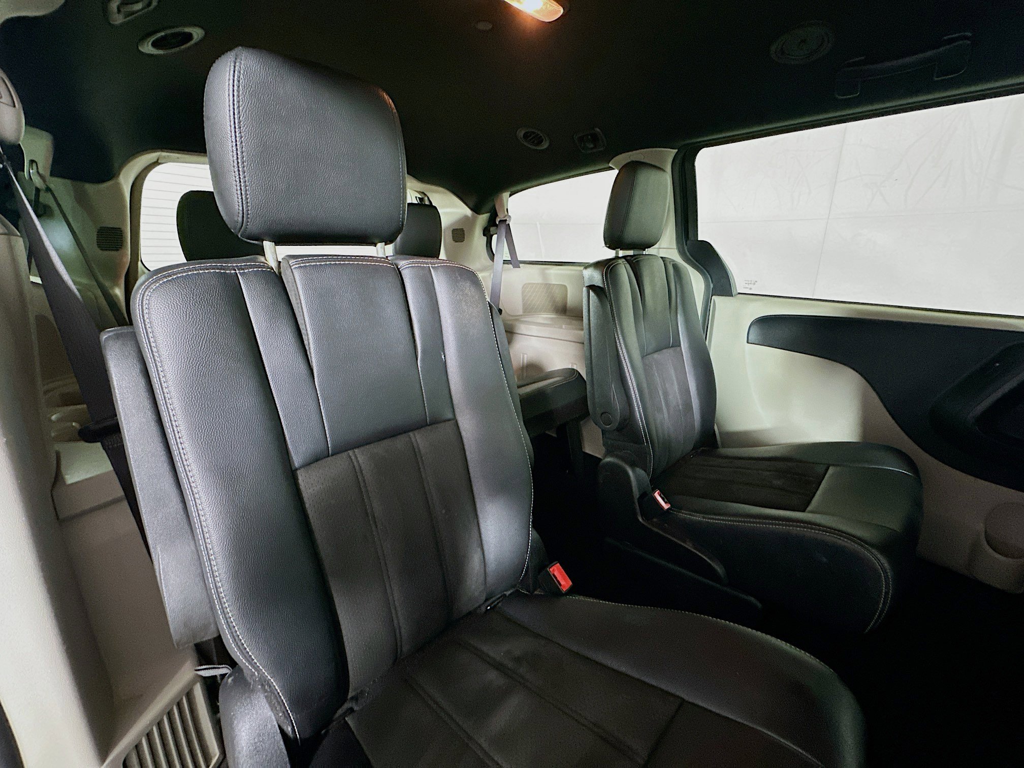 2019 Dodge Grand Caravan SXT photo 26