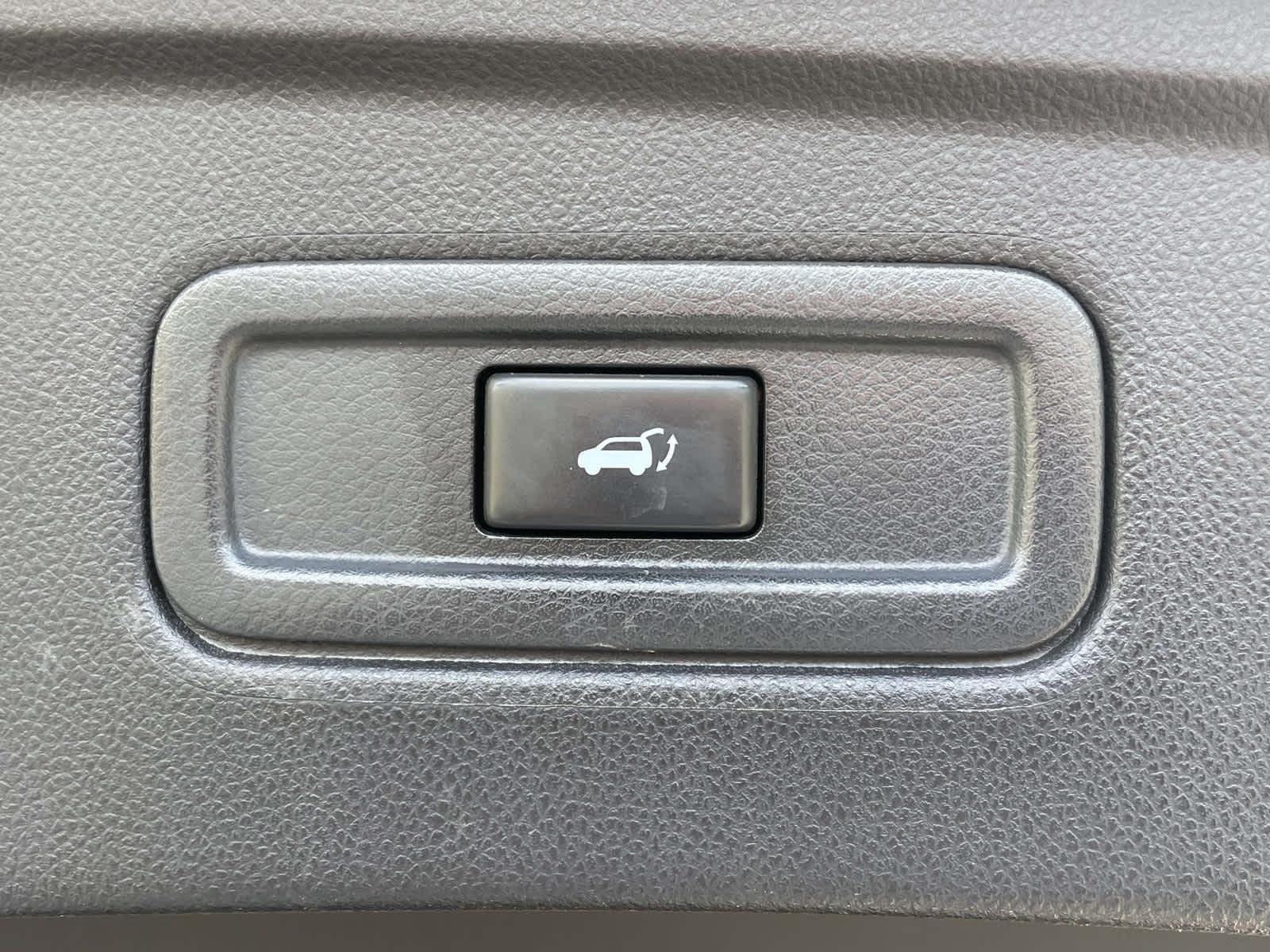 2015 Infiniti QX70 Base photo 16