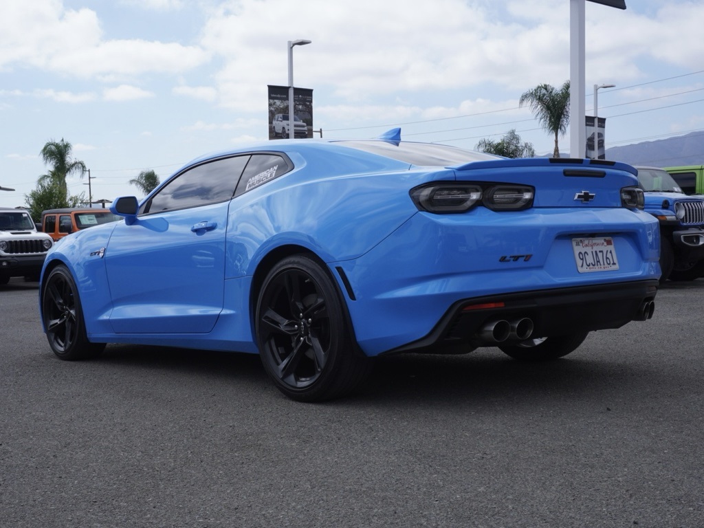 2022 Chevrolet Camaro RS photo 5