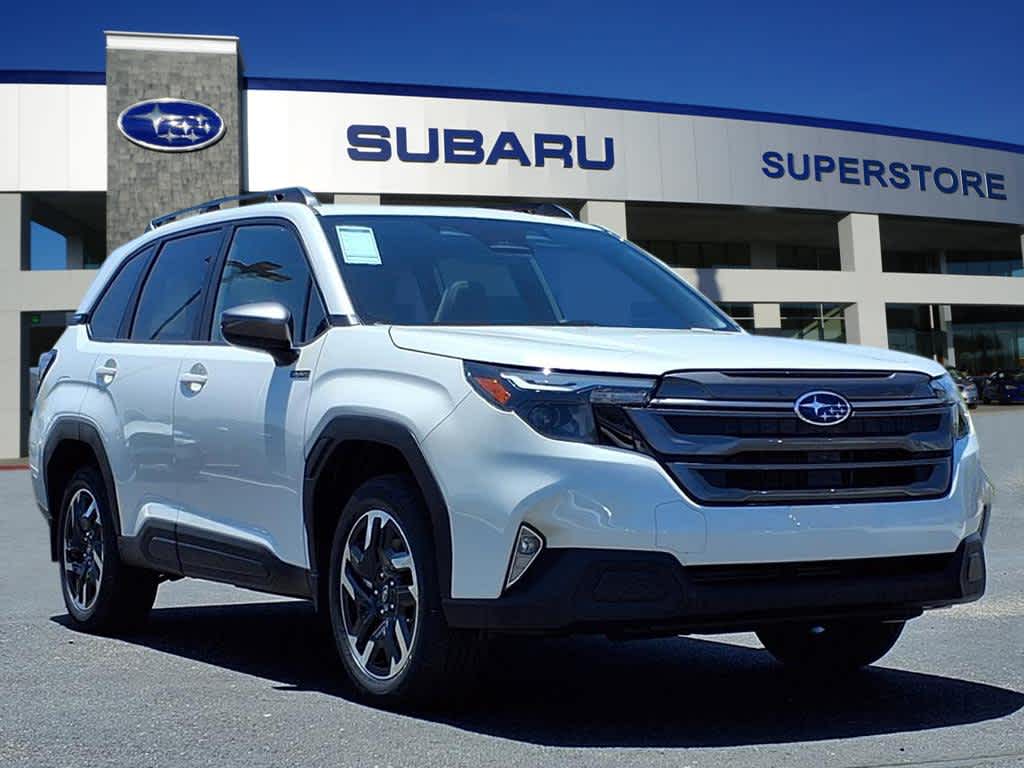 2025 Subaru Forester Premium's photo