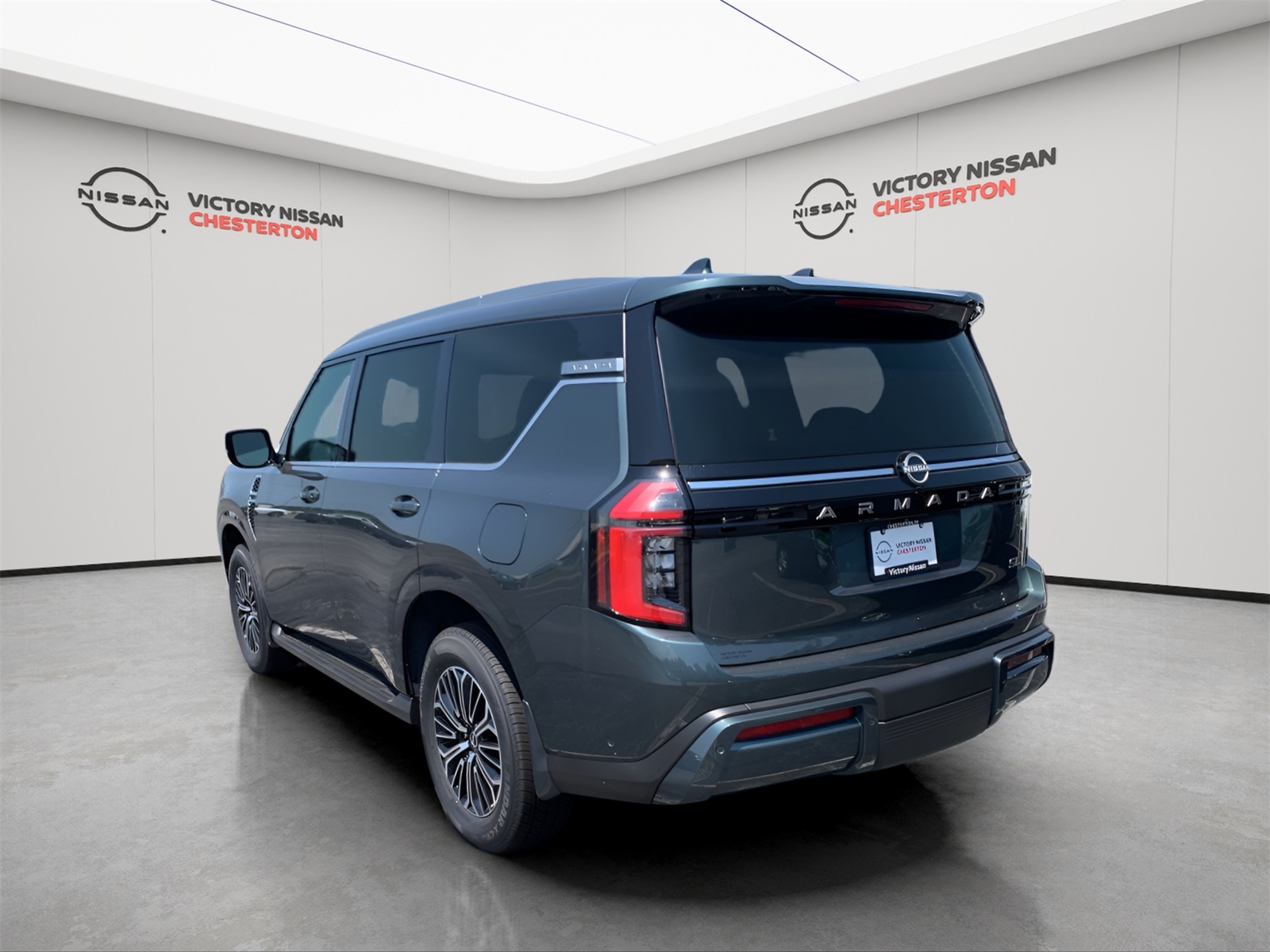 2025 Nissan Armada SL photo 3