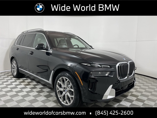 2026 BMW X7 40i's photo