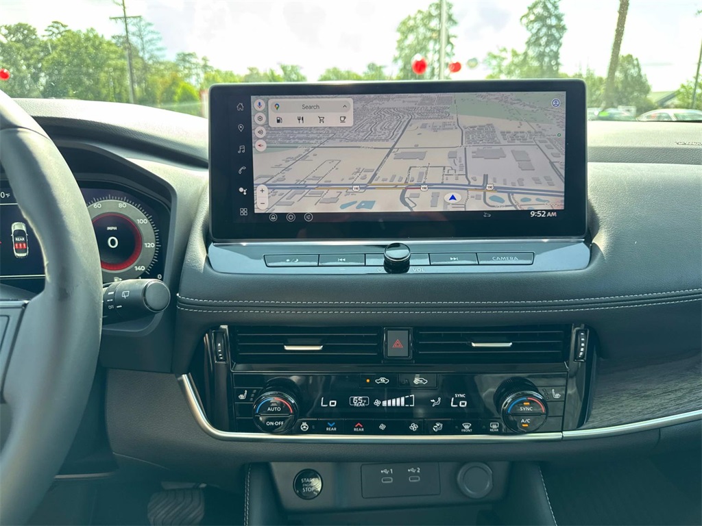 2025 Nissan Rogue Platinum photo 24