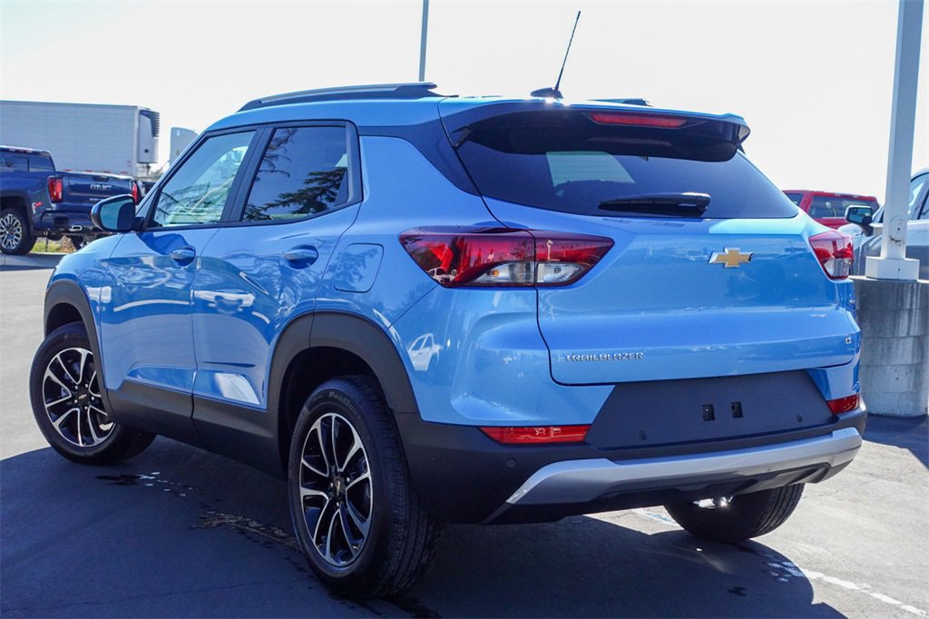 2026 Chevrolet Trailblazer LT photo 4