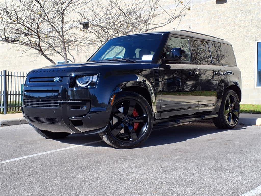 2026 Land Rover Defender X's photo