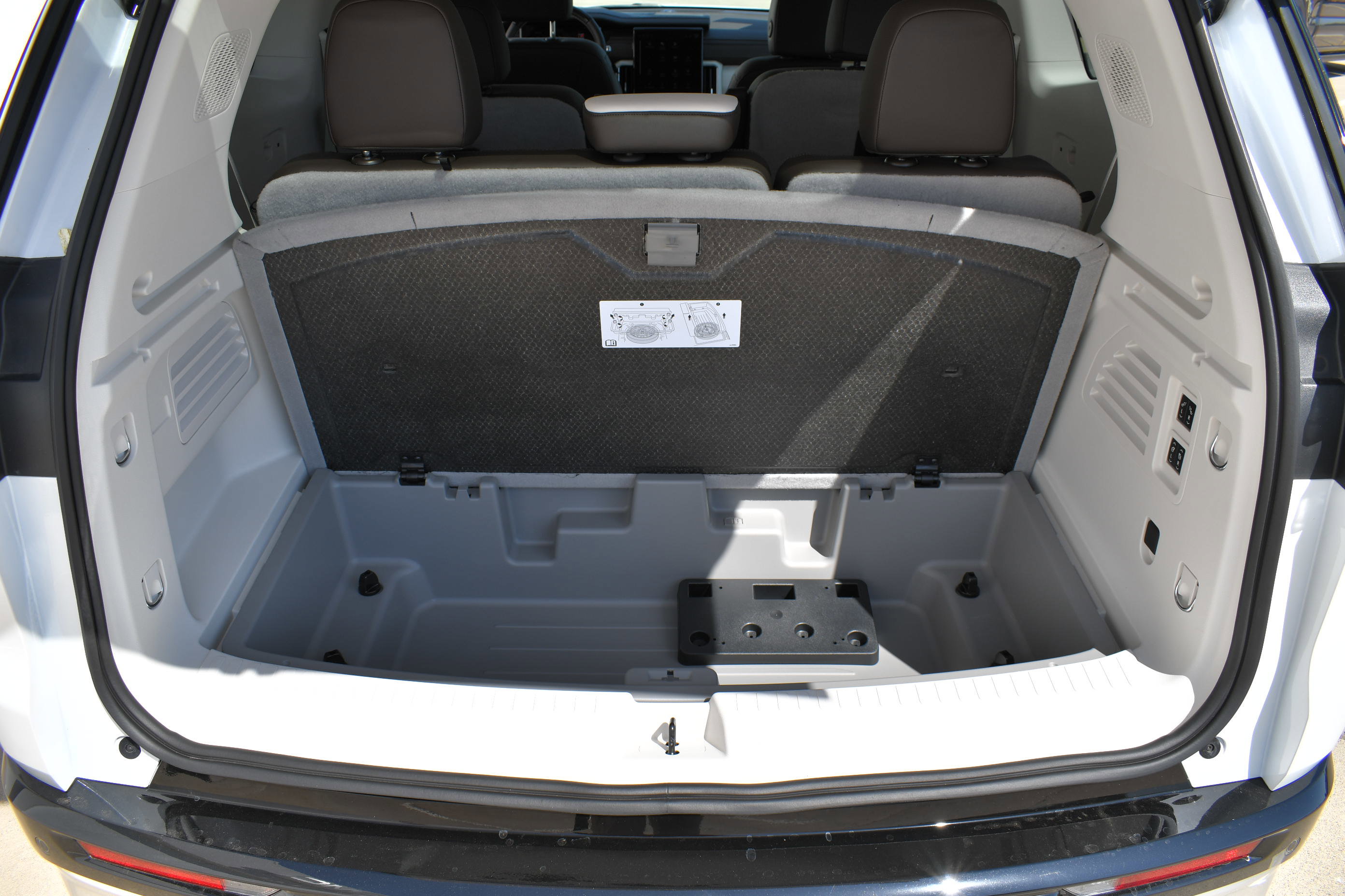 2024 Gmc Acadia Denali photo 10